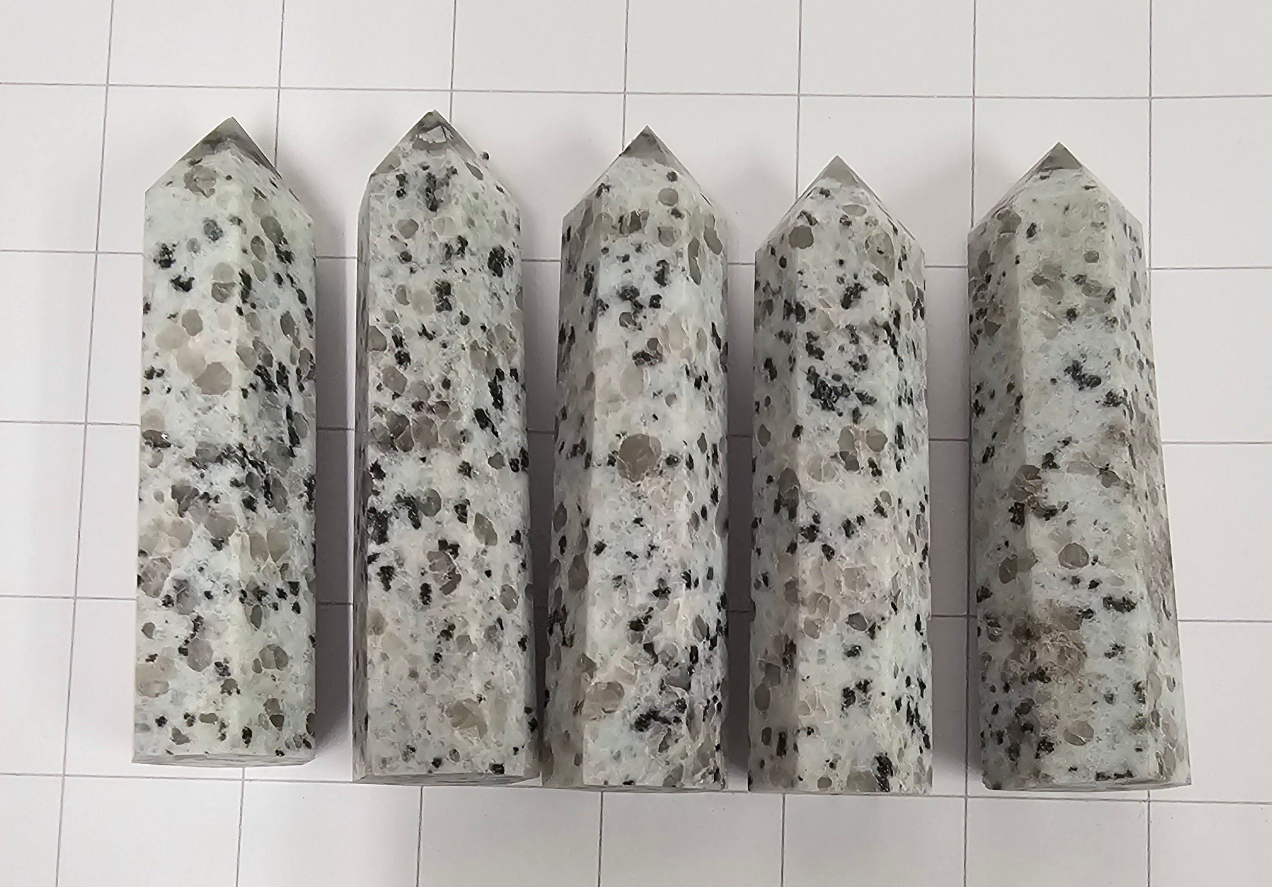 Kiwi Stone Obelisks