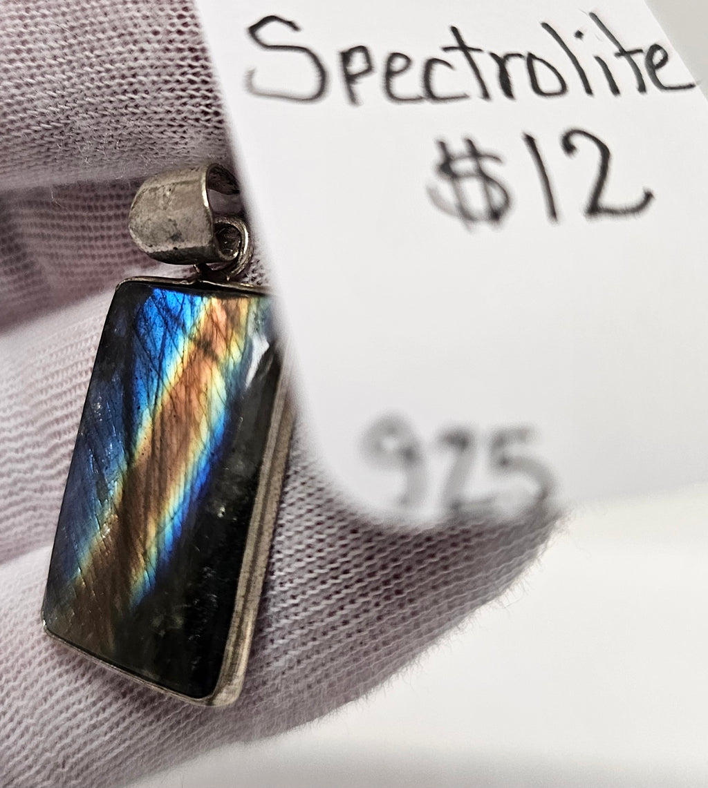 Spectrolite (Labradorite) pendant