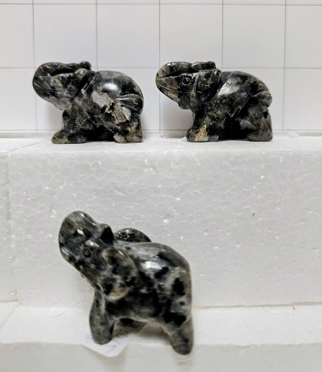 Larvakite Elephants