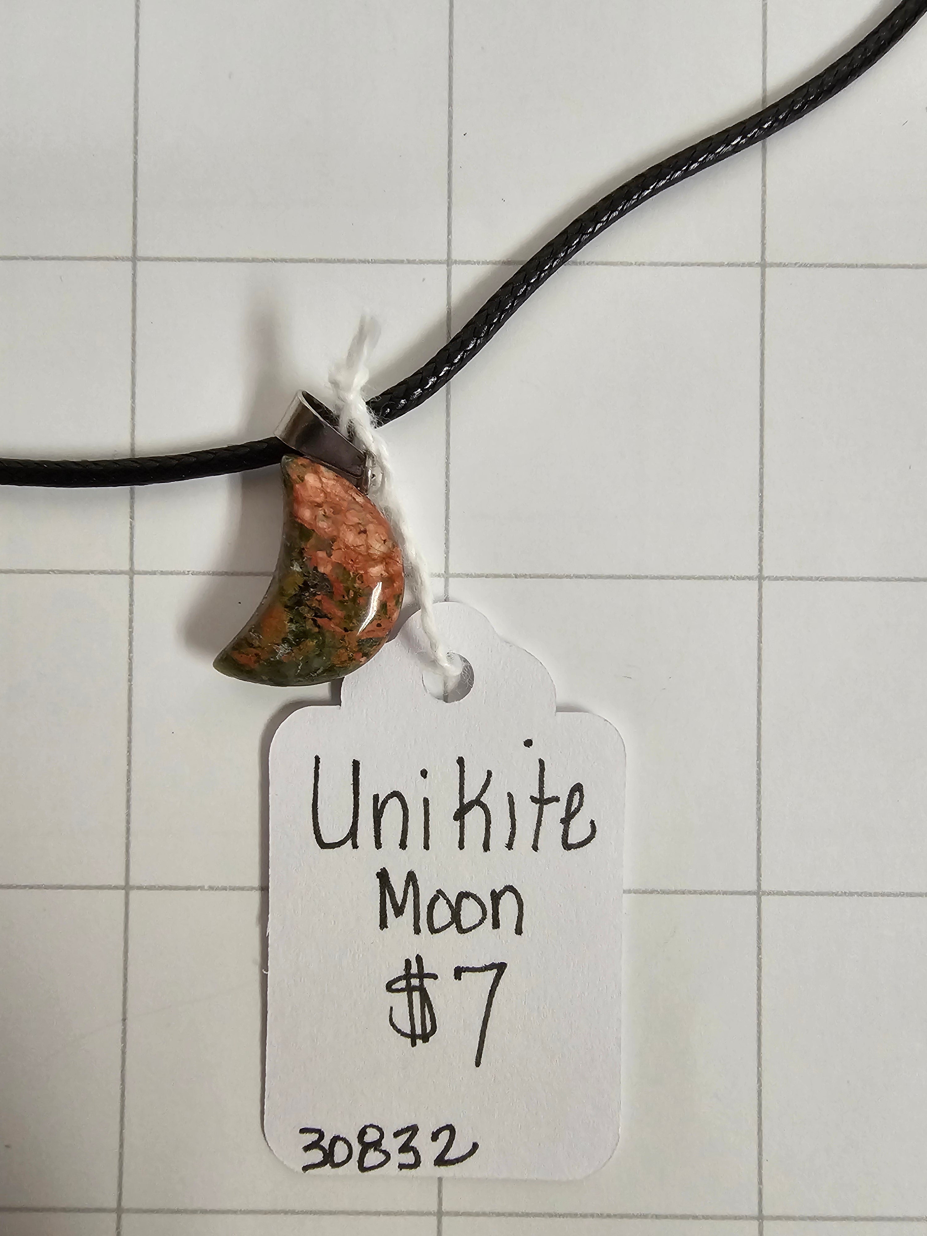 Unikite Moon
