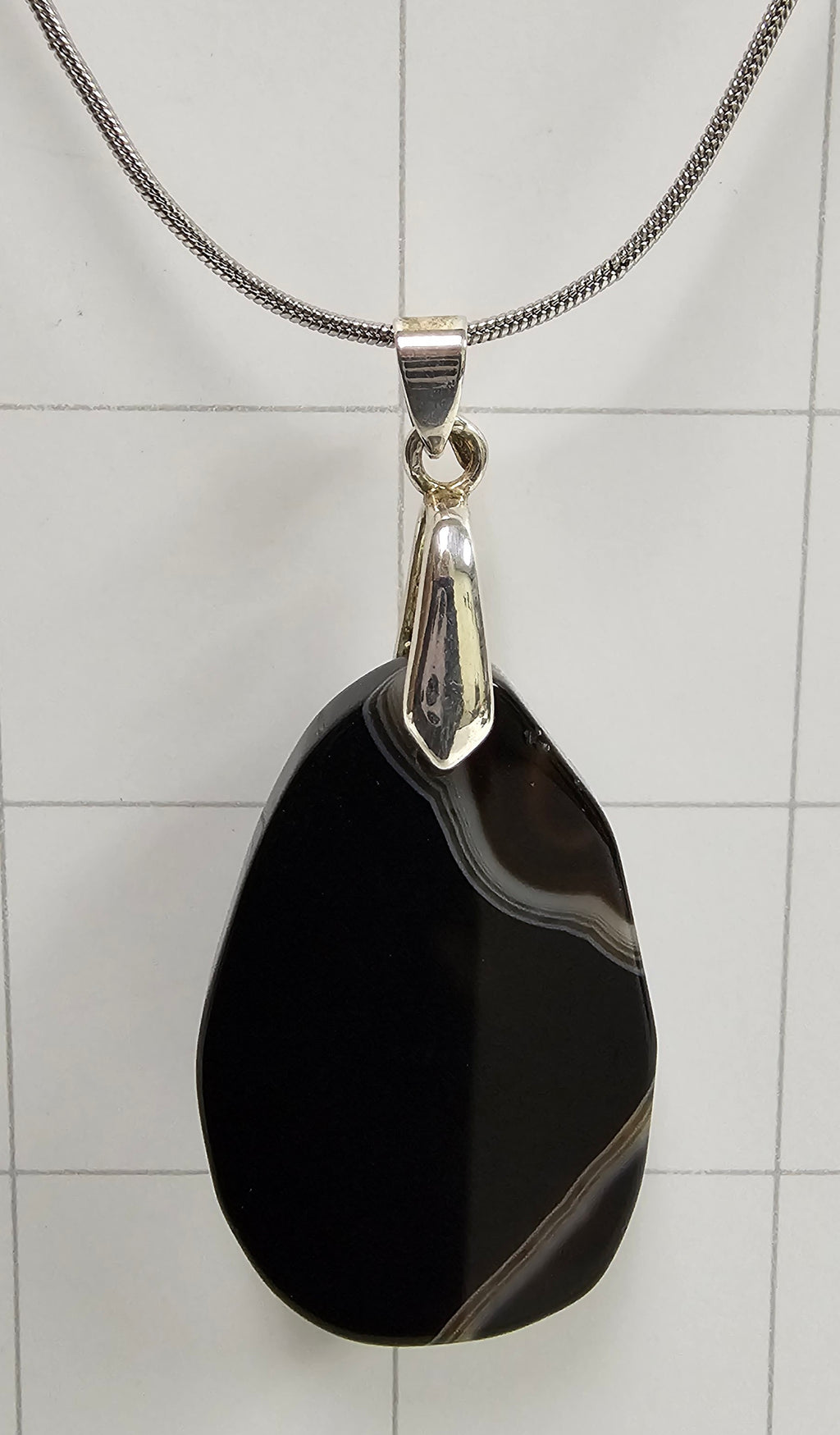 Tuxedo Agate Necklace