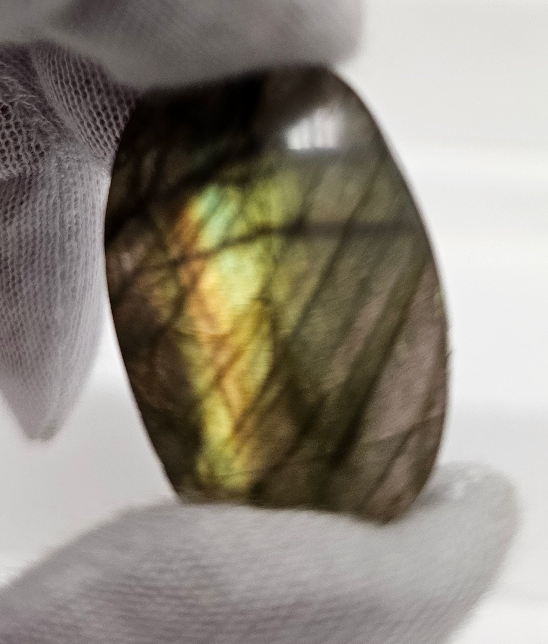 Spectrolite (Labradorite) cabochon