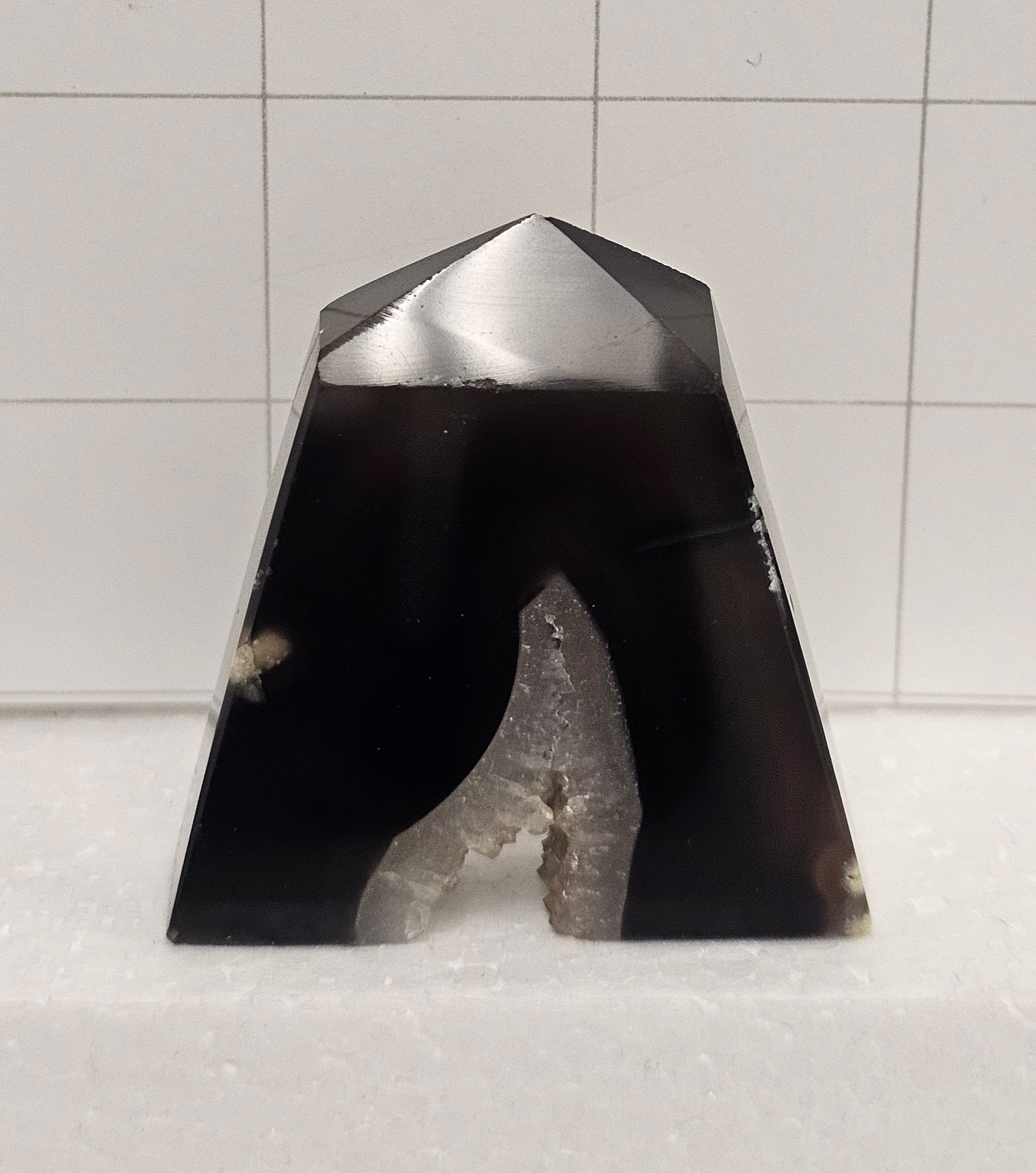 Tuxedo Agate Tower