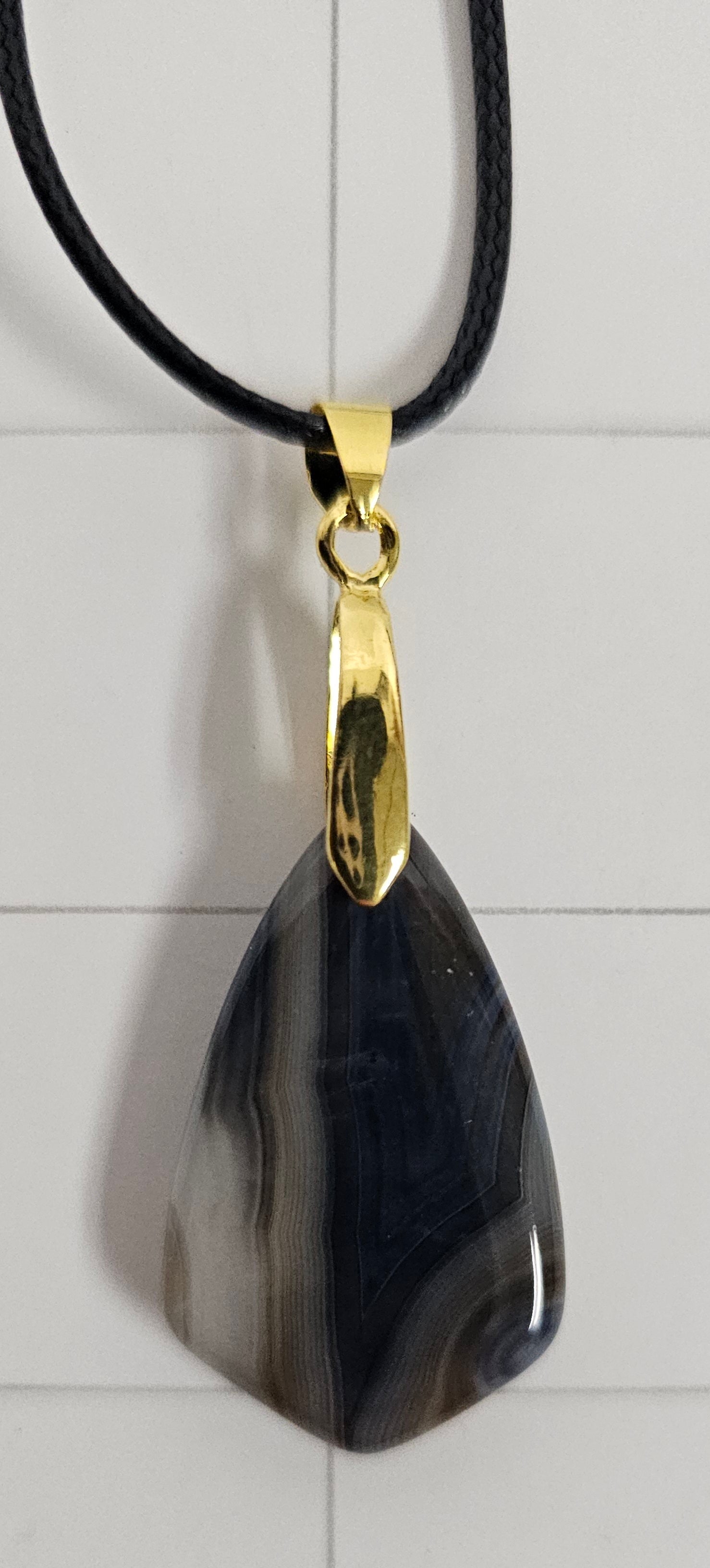 Onyx Tuxedo Agate Necklace