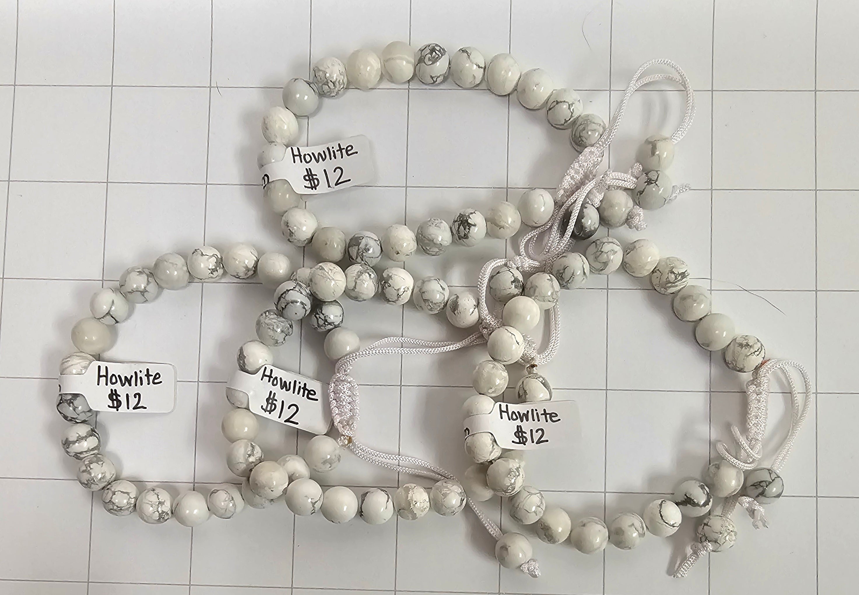 Howlite adjustable Bracelet