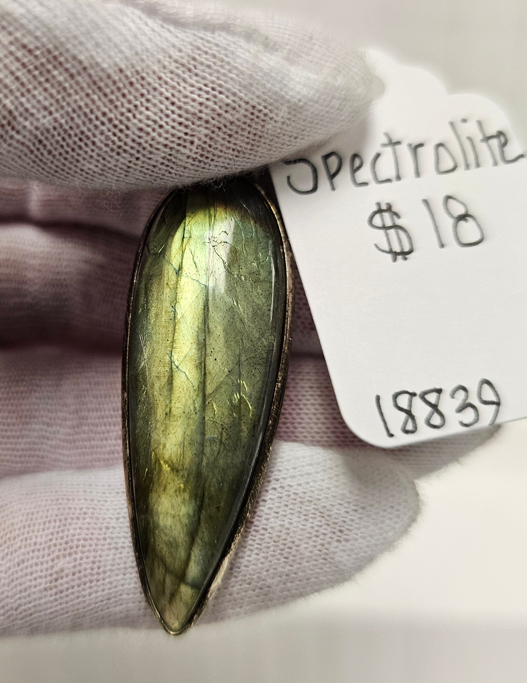 Spectrolite (Labradorite) pendant