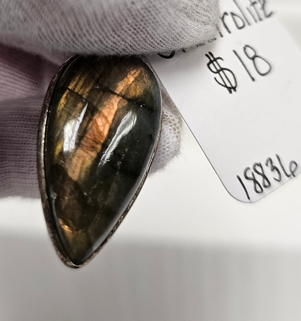 Spectrolite (Labradorite) pendant