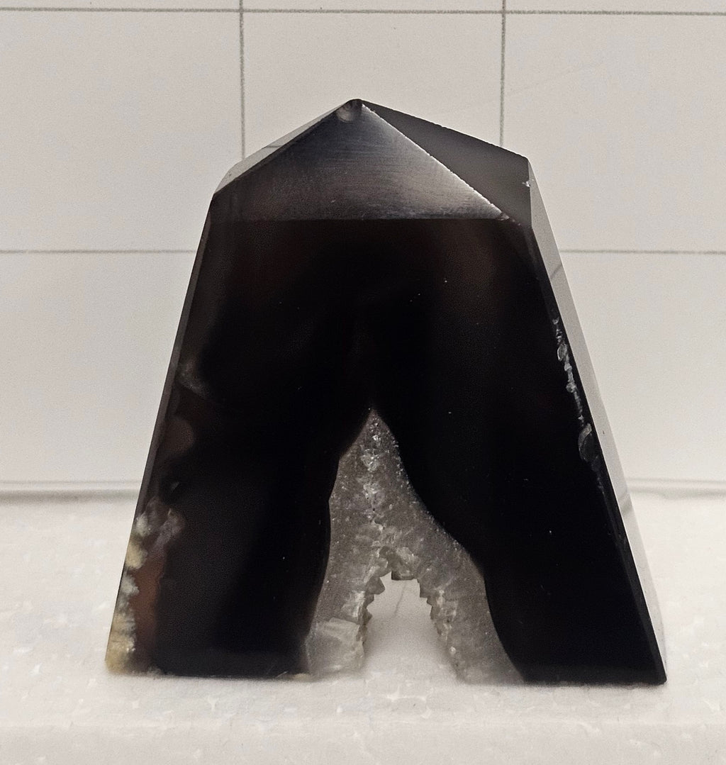 Tuxedo Agate Tower