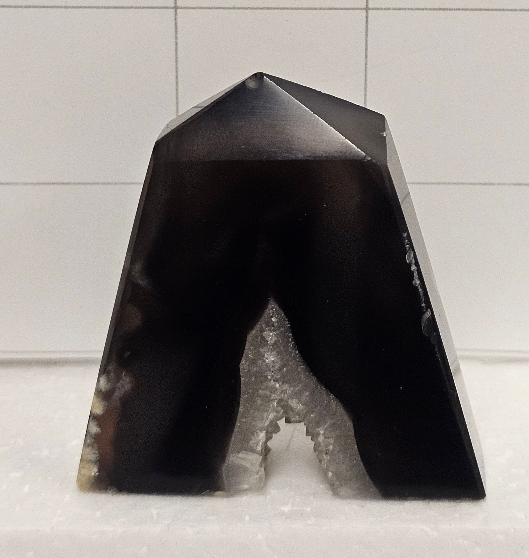 Tuxedo Agate Tower