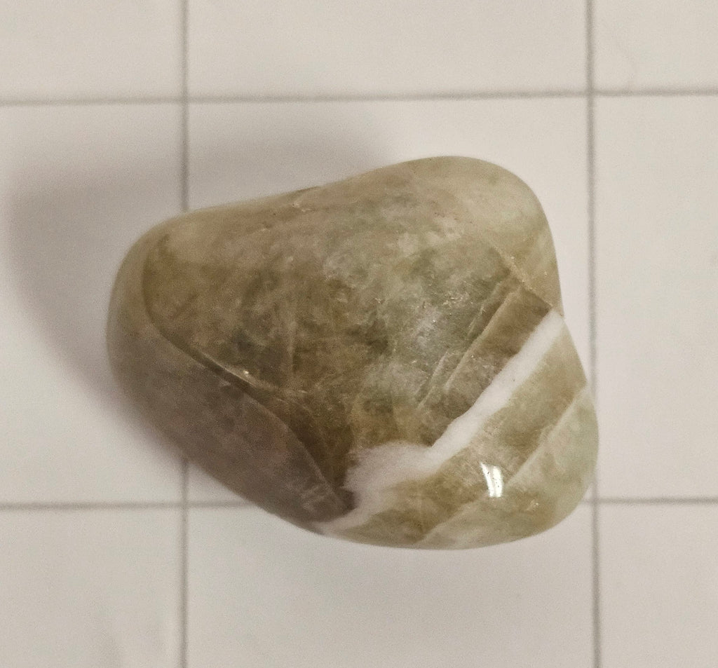 Green Dream Amethyst tumble