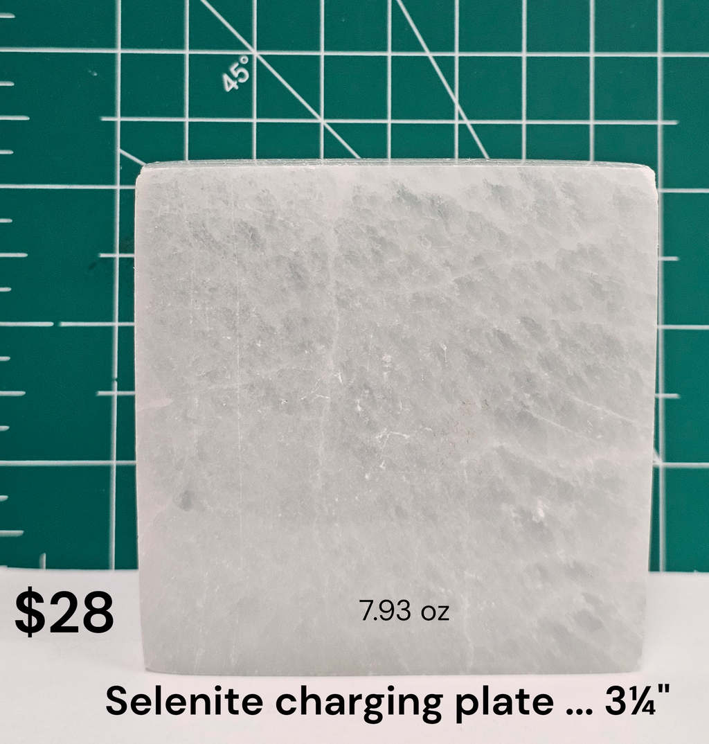 Selenite charging plate