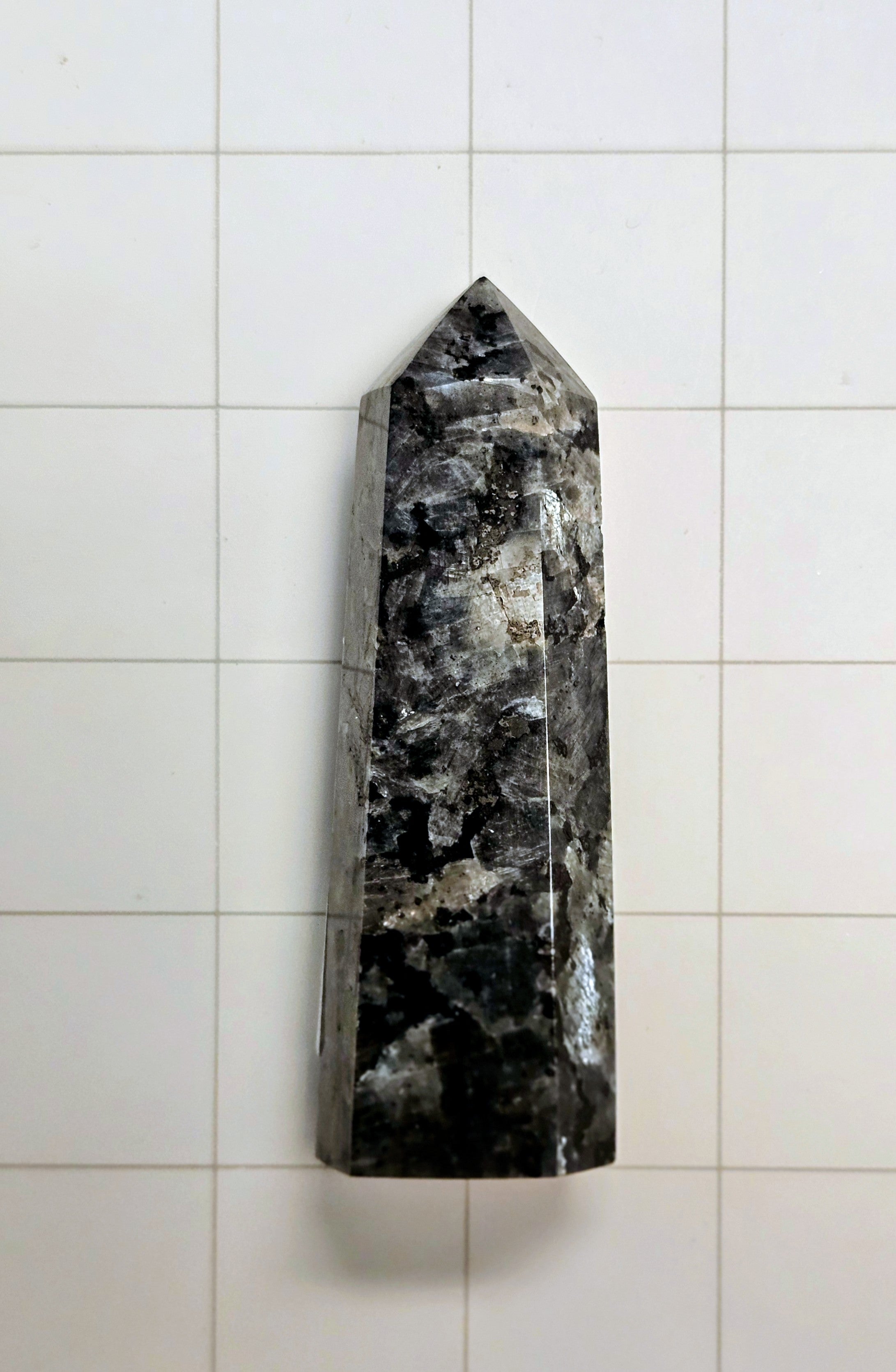 Larvakite Obelisk