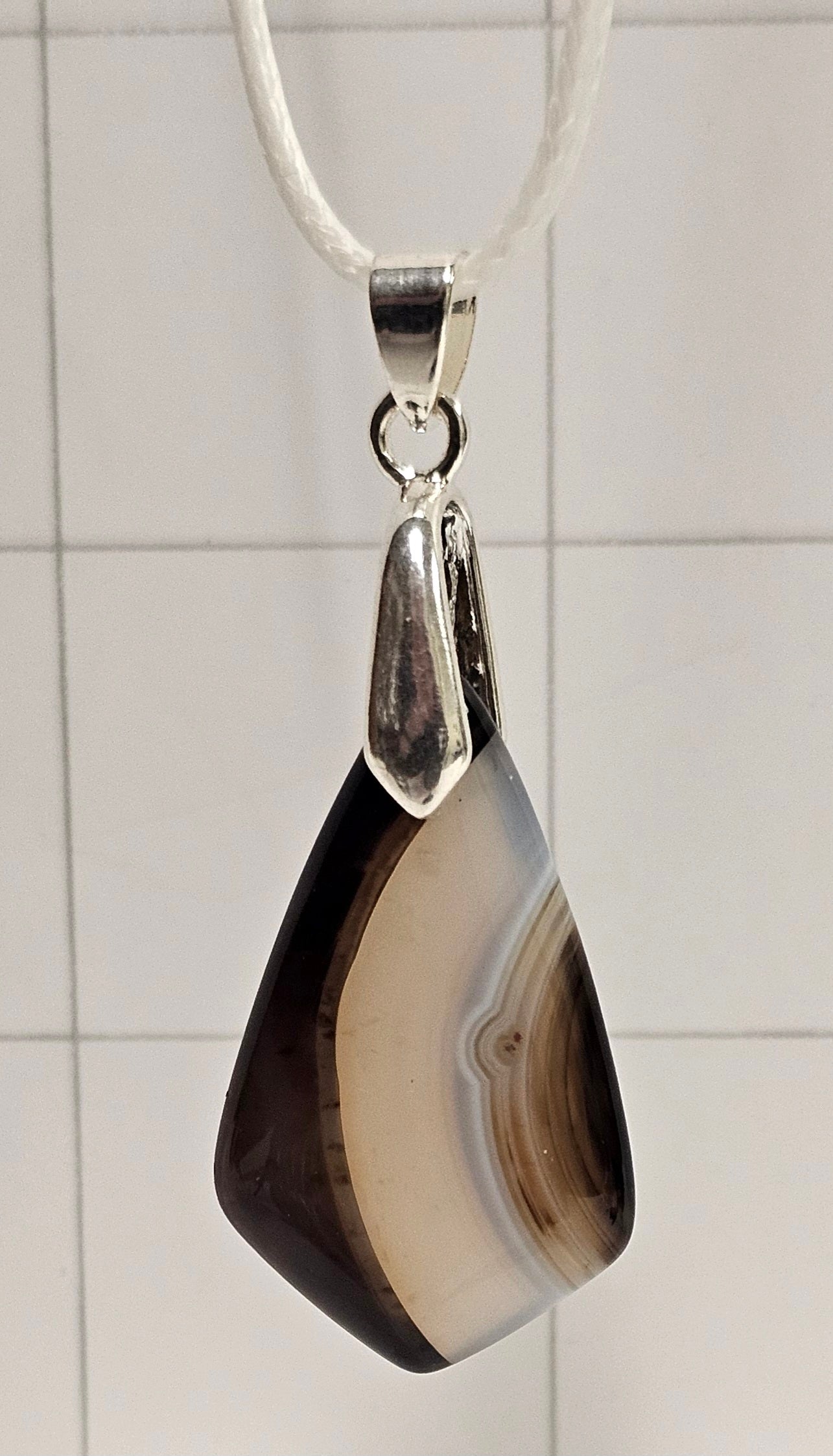 Onyx Tuxedo Agate Necklace