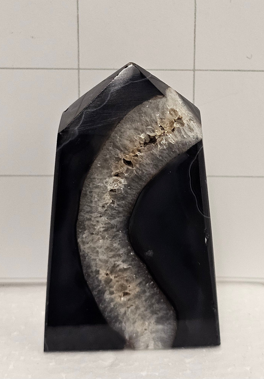 Tuxedo Agate Tower