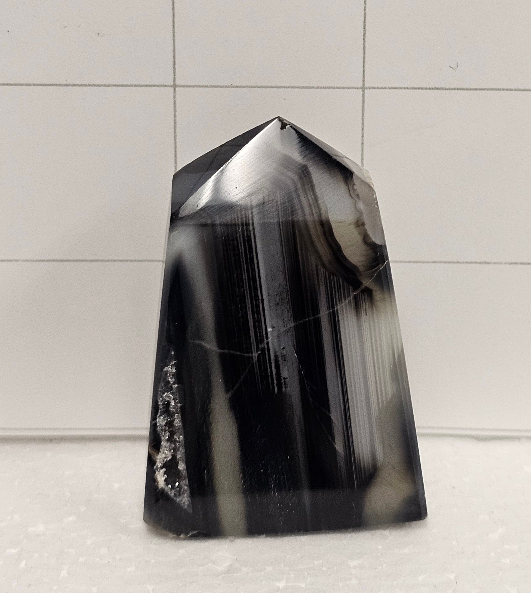 Tuxedo Agate Tower