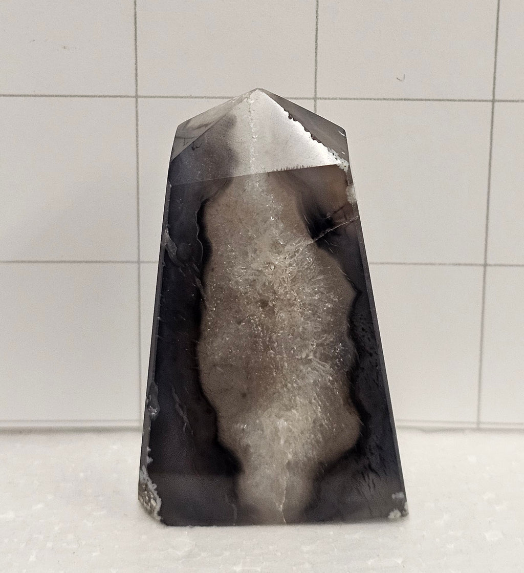 Tuxedo Agate Tower