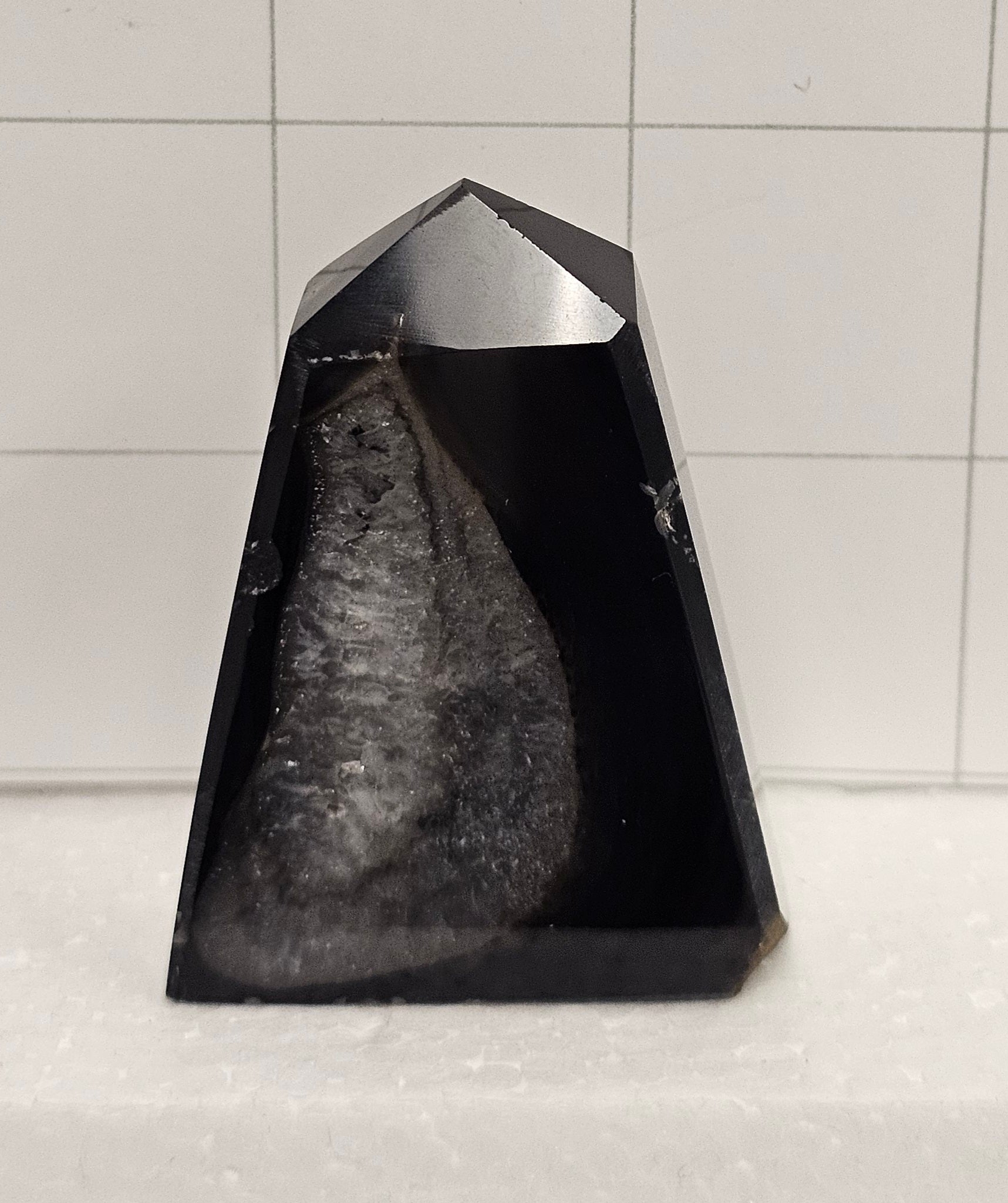 Tuxedo Agate Tower