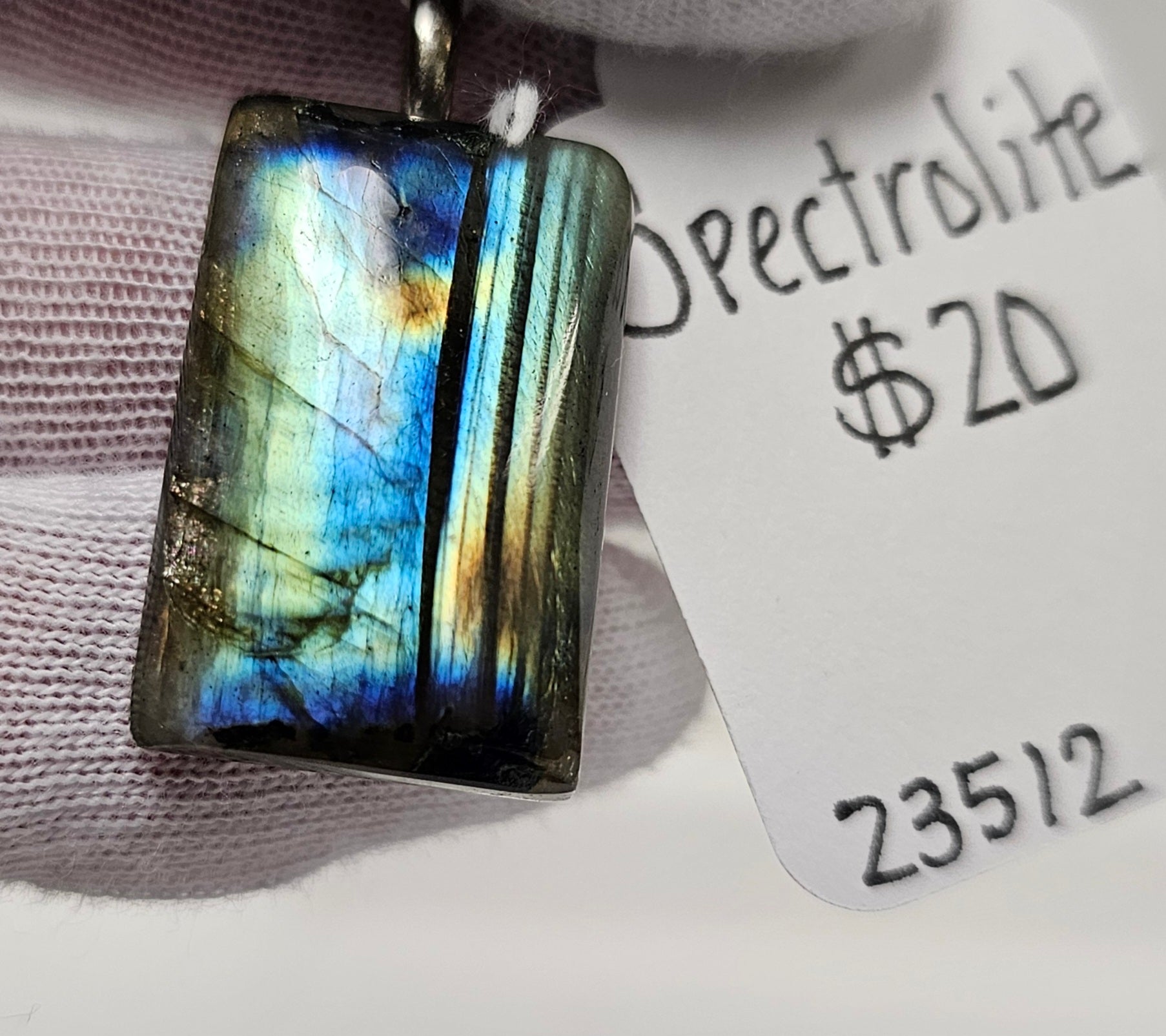Spectrolite (Labradorite) pendant