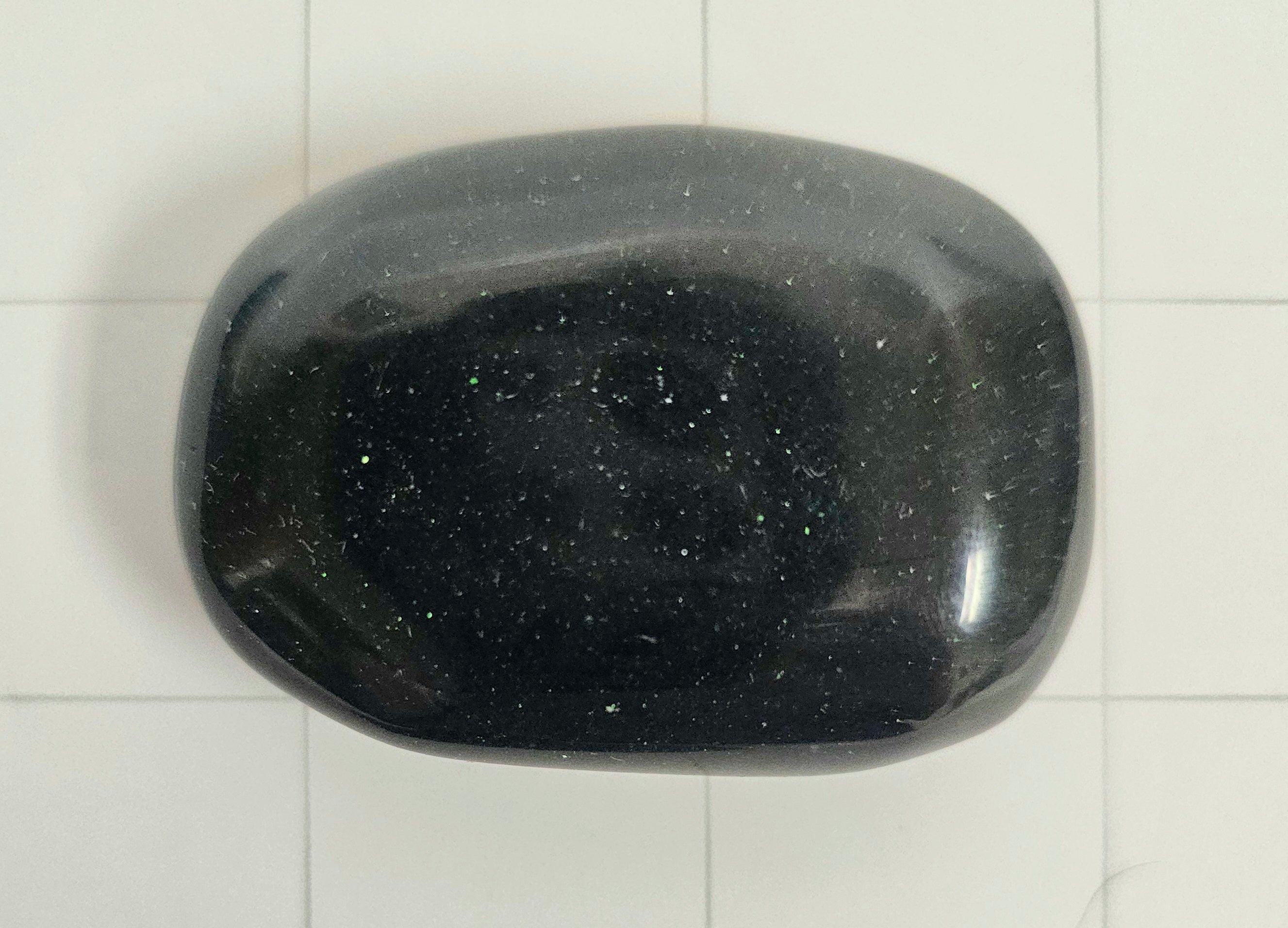 Green Goldstone Palm Stone