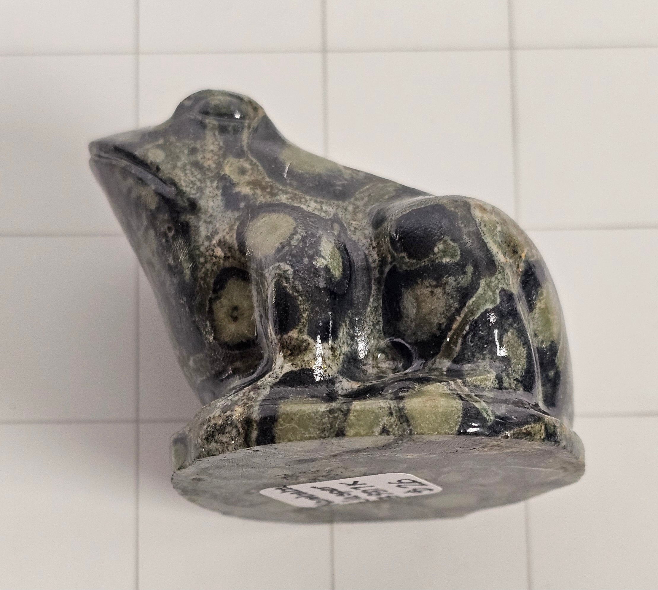 Kambaba Jasper Frog