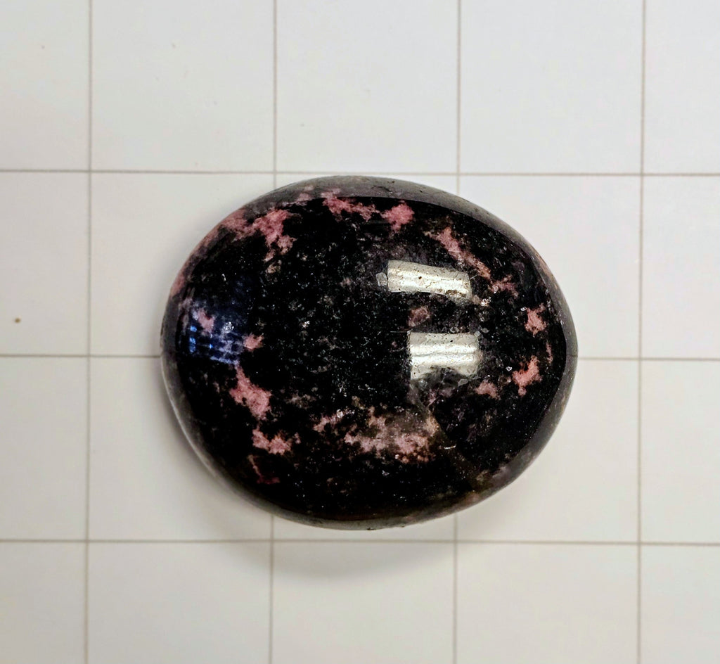 Rhodonite Palm Stone